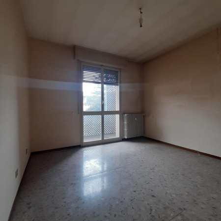 Immagine 3 di Appartamento in vendita  in Via Boiardi n.4 a Reggio Nell'emilia