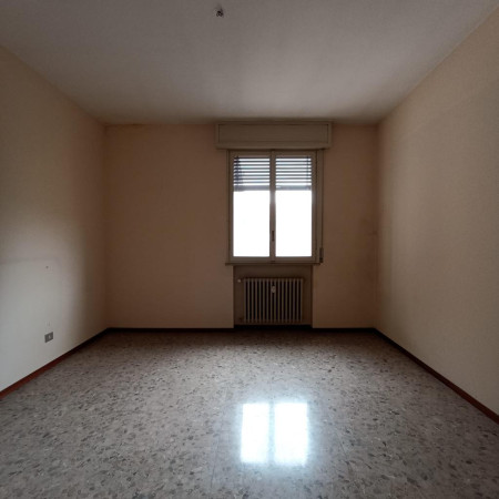 Immagine 8 di Appartamento in vendita  in Via Boiardi n.4 a Reggio Nell'emilia