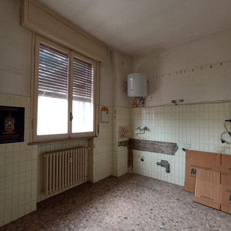 Immagine 15 di Appartamento in vendita  in Via Boiardi n.4 a Reggio Nell'emilia