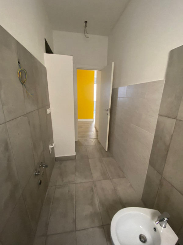 Immagine 10 di Appartamento in vendita  in Borgo Angelo Mazza n.2 a Parma