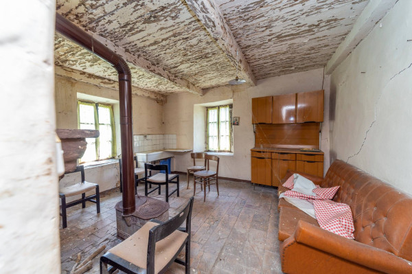 Immagine 3 di Rustico / casale in vendita  in Frazione Villula a Corniglio
