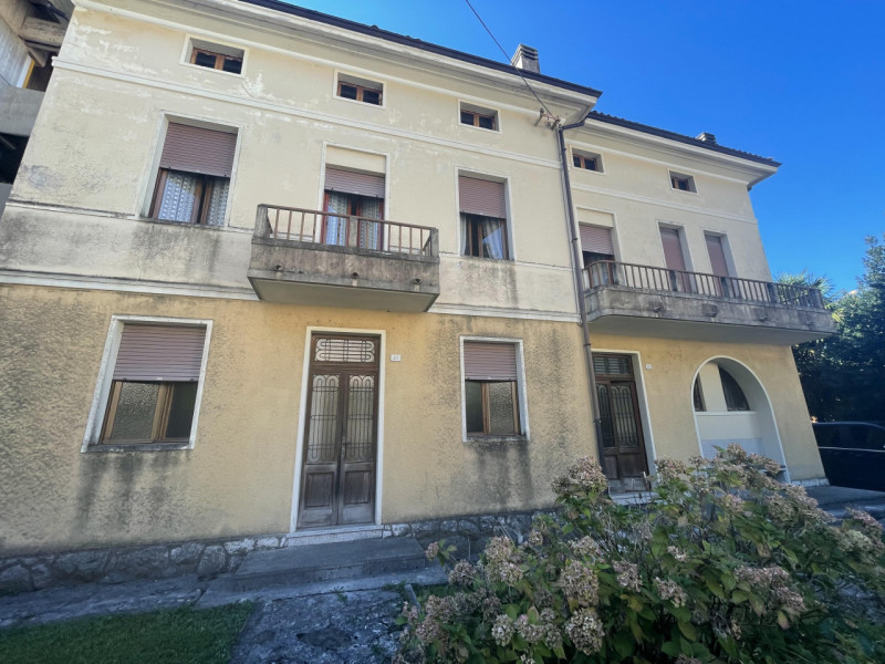 Immagine 7 di Casa indipendente in vendita  a Valdobbiadene