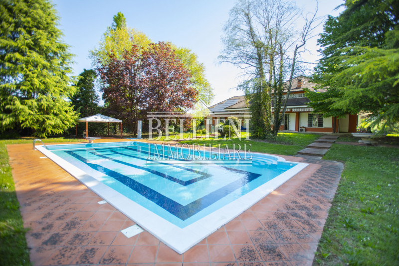 Immagine 3 di Villa in vendita  in Via Lago di Como a Vicenza