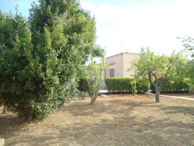 Immagine 3 di Villa in vendita  in Contrada Saline a Matino