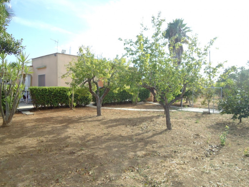Immagine 4 di Villa in vendita  in Contrada Saline a Matino