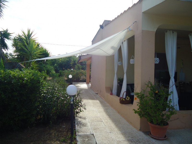 Immagine 16 di Villa in vendita  in Contrada Saline a Matino