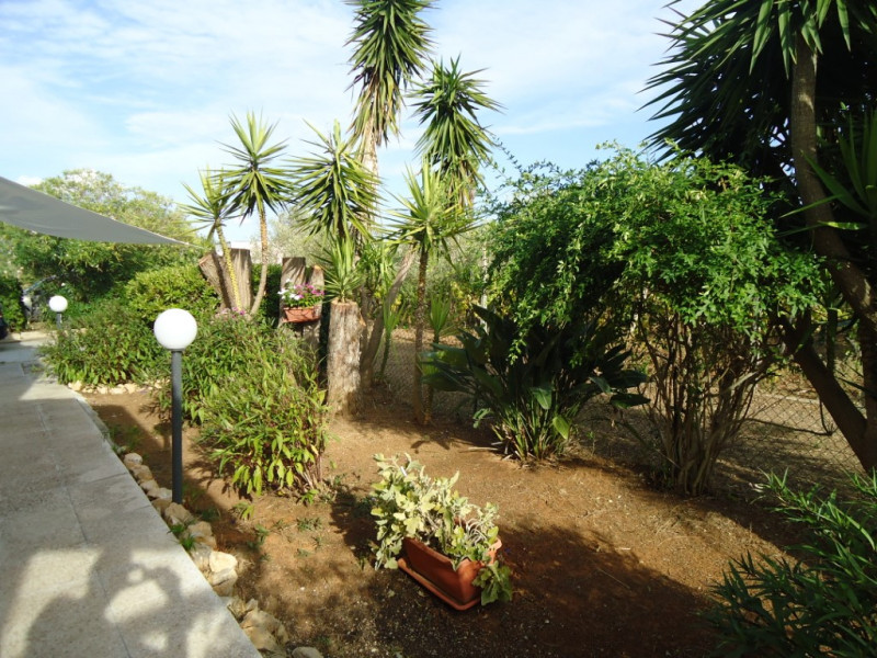 Immagine 36 di Villa in vendita  in Contrada Saline a Matino