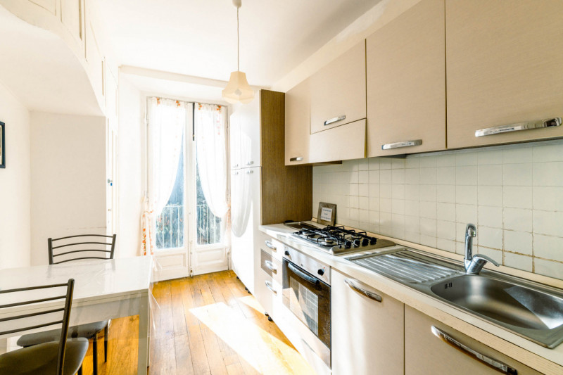 Immagine 16 di Villa in vendita  in via Cantoni, 10 a Arona