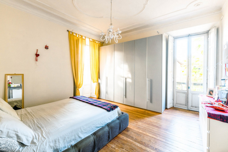 Immagine 18 di Villa in vendita  in via Cantoni, 10 a Arona