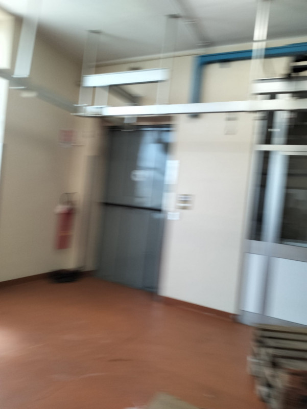 Immagine 3 di Laboratorio in vendita  a Montebelluna