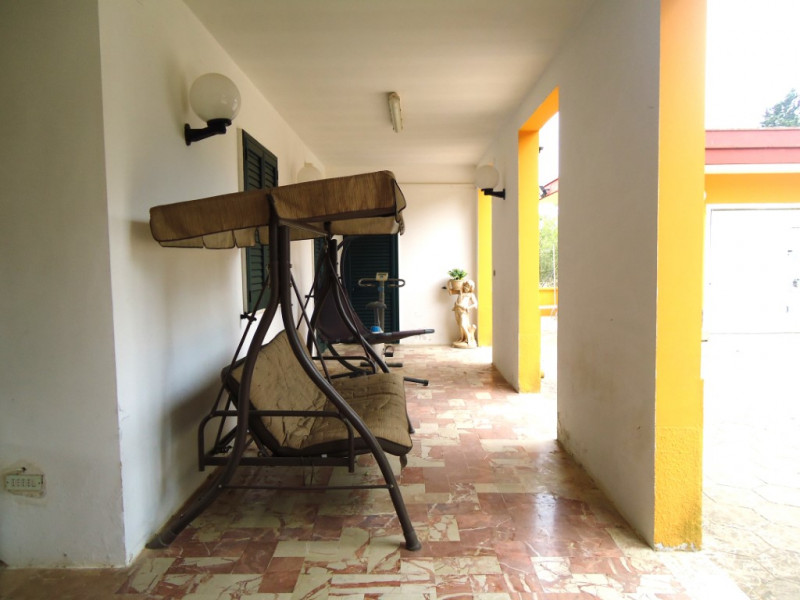 Immagine 11 di Villa in vendita  in SP 223 a Gallipoli