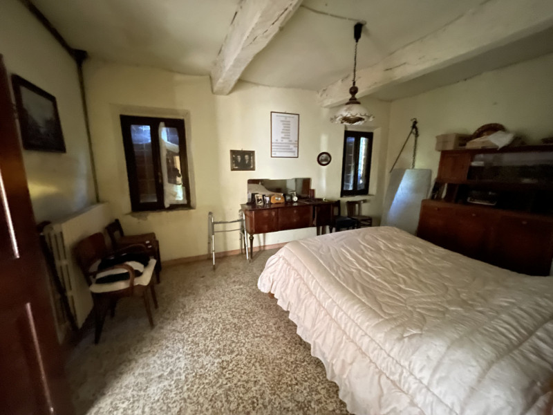 Immagine 13 di Rustico / casale in vendita  a Suzzara