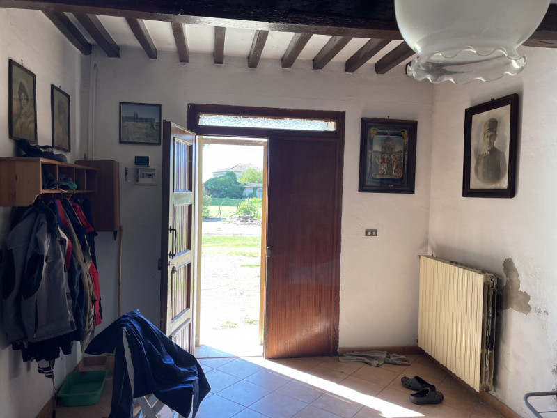 Immagine 15 di Rustico / casale in vendita  a Suzzara