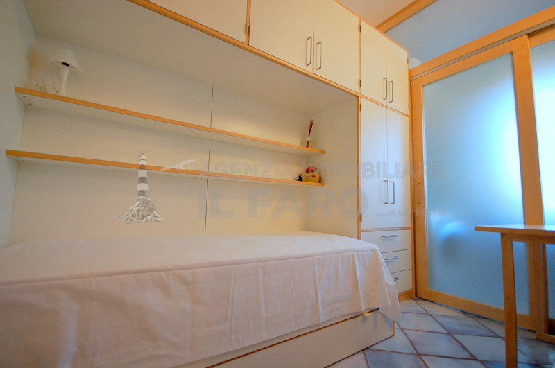 Immagine 16 di Appartamento in vendita  in Via terralugiana a La Maddalena