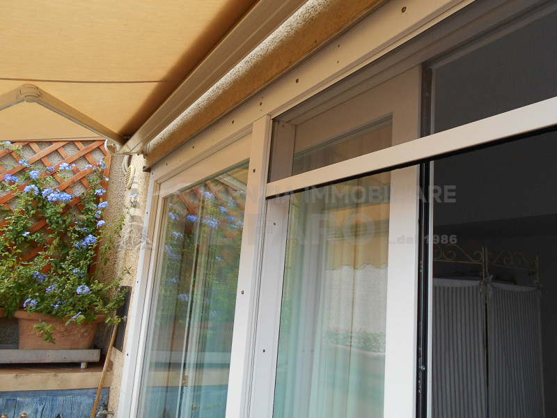 Immagine 26 di Appartamento in vendita  in Via terralugiana a La Maddalena