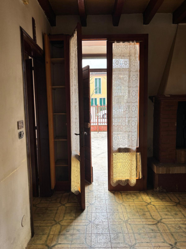 Immagine 2 di Villetta a schiera in vendita  a Lonigo