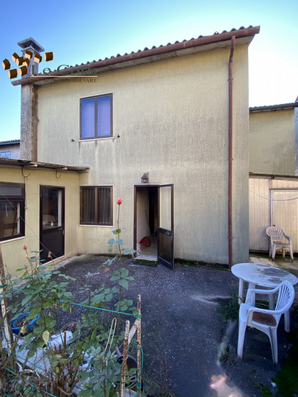 Immagine 20 di Villetta a schiera in vendita  a Lonigo