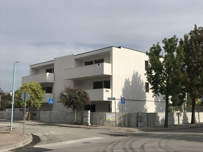 Immagine 6 di Appartamento in vendita  in Corso delle terme a Montegrotto Terme