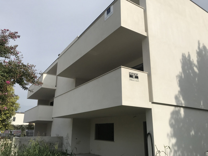 Immagine 8 di Appartamento in vendita  in Corso delle terme a Montegrotto Terme