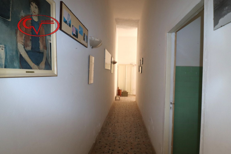 Immagine 6 di Appartamento in vendita  in piazza della repubblica a Montevarchi