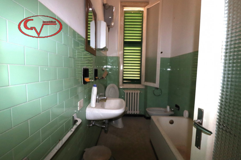 Immagine 10 di Appartamento in vendita  in piazza della repubblica a Montevarchi