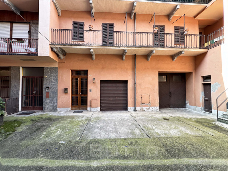 Immagine 12 di Villetta a schiera in vendita  in Vicolo dell'Economia, 2 a Romagnano Sesia