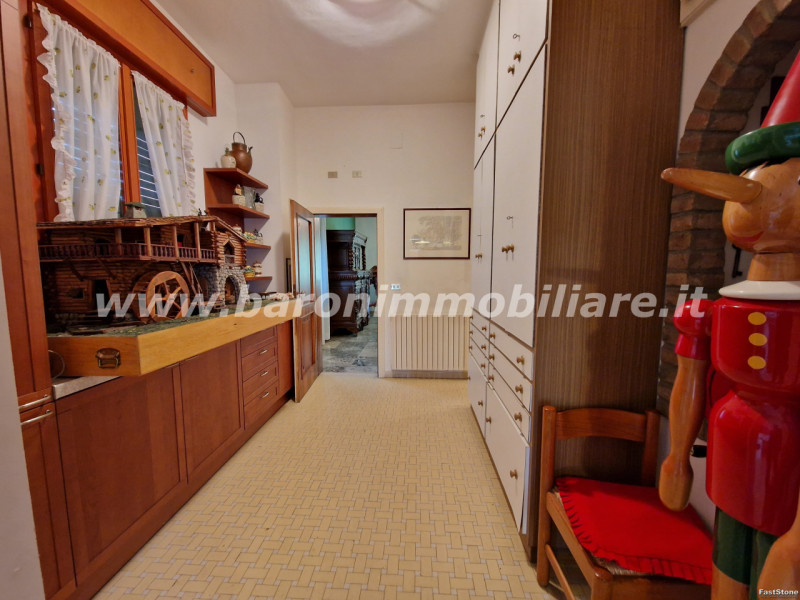 Immagine 11 di Villa in vendita  in Via M.E. Lepido n.206 a Bologna