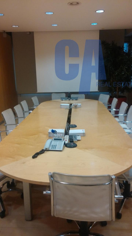 Immagine 2 di Ufficio in affitto  in VIALE VITTORIO VENETO a Milano