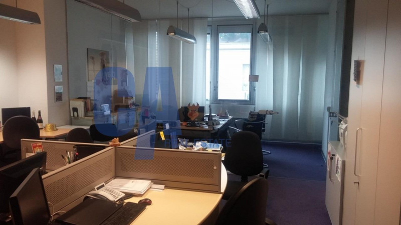 Immagine 8 di Ufficio in affitto  in VIALE VITTORIO VENETO a Milano