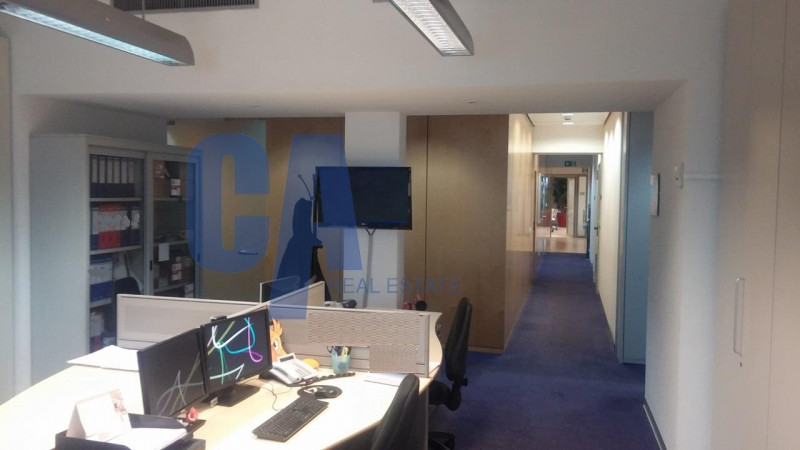 Immagine 11 di Ufficio in affitto  in VIALE VITTORIO VENETO a Milano