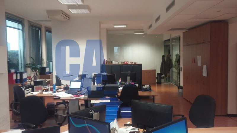 Immagine 18 di Ufficio in affitto  in VIALE VITTORIO VENETO a Milano