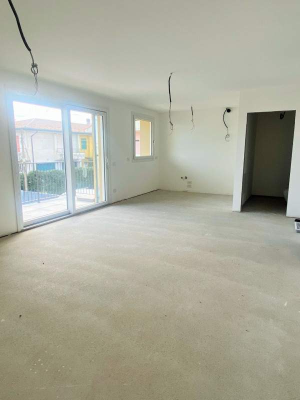 Immagine 3 di Appartamento in vendita  in via San Pio X 34/a a Castelfranco Veneto