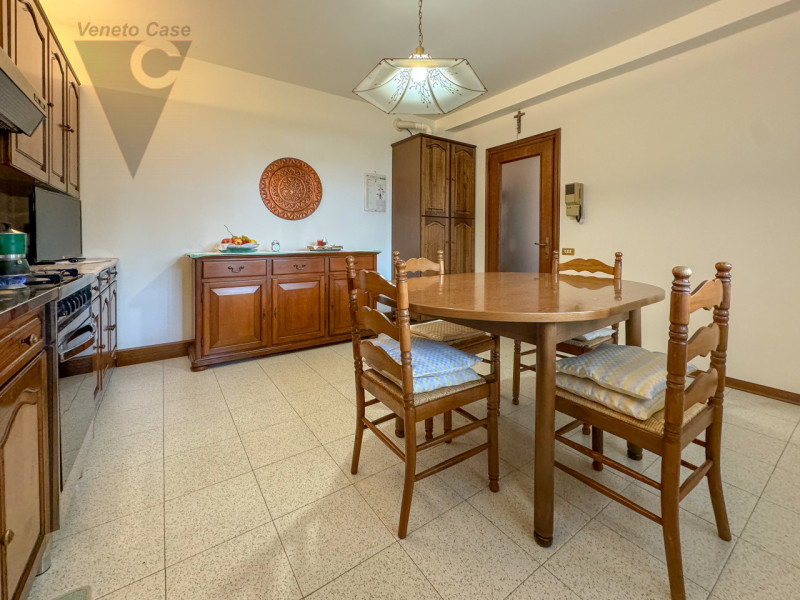 Immagine 14 di Casa bifamiliare in vendita  a Stra