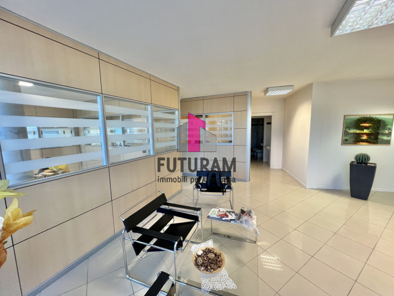 Immagine 5 di Ufficio in vendita  in VIA FOSCA 22 a Dueville