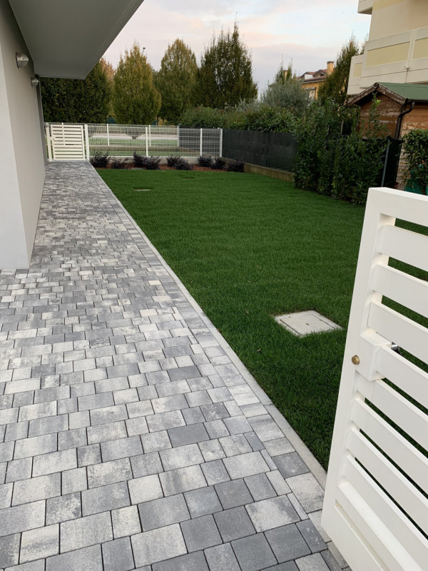 Immagine 9 di Appartamento in vendita  in via santa luca a Selvazzano Dentro