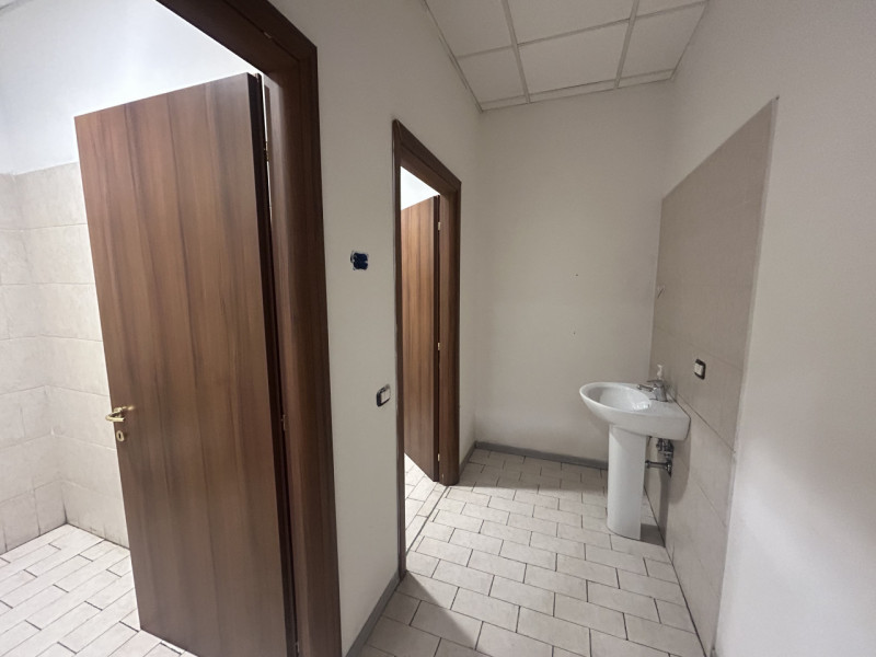 Immagine 12 di Capannone industriale in affitto  in Via Del Lavoro a Mestrino