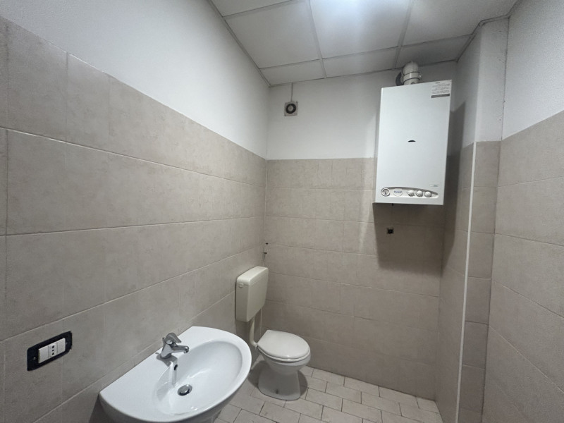 Immagine 13 di Capannone industriale in affitto  in Via Del Lavoro a Mestrino