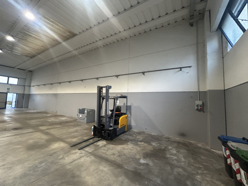 Immagine 15 di Capannone industriale in affitto  in Via Del Lavoro a Mestrino