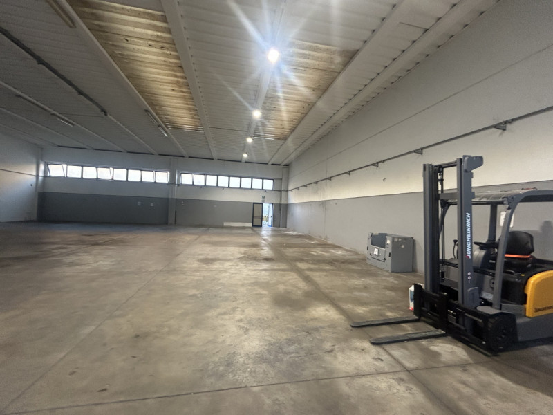 Immagine 16 di Capannone industriale in affitto  in Via Del Lavoro a Mestrino