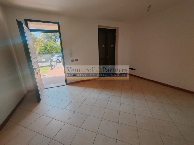 Immagine 10 di Casa bifamiliare in vendita  in via Longhi a Castiglione Delle Stiviere