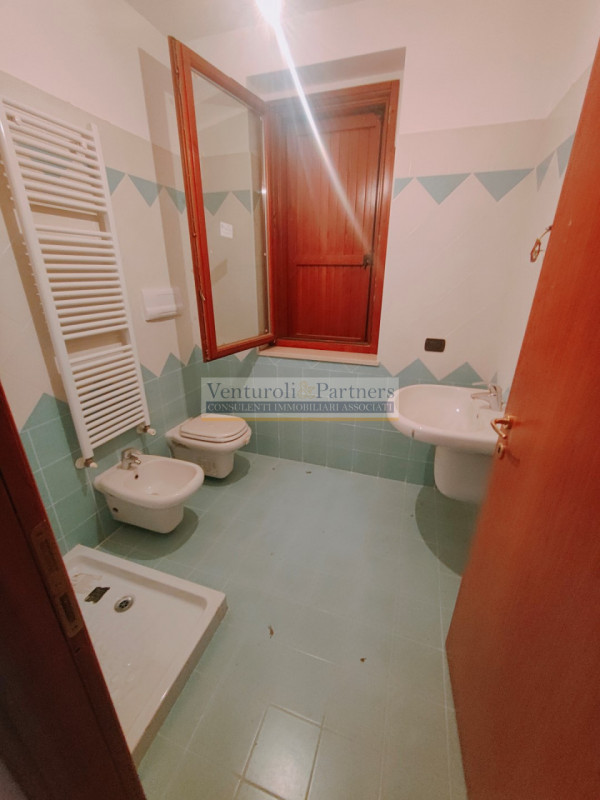 Immagine 13 di Casa bifamiliare in vendita  in via Longhi a Castiglione Delle Stiviere