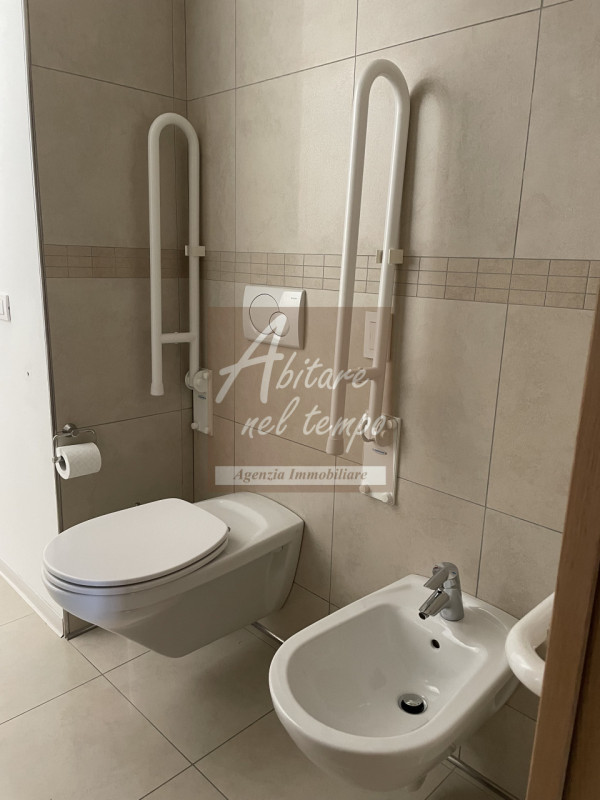 Immagine 11 di Ufficio in vendita  in Viale della Stazione a Cittadella