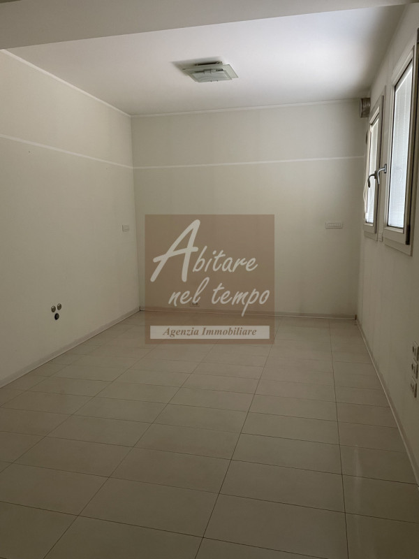 Immagine 15 di Ufficio in vendita  in Viale della Stazione a Cittadella