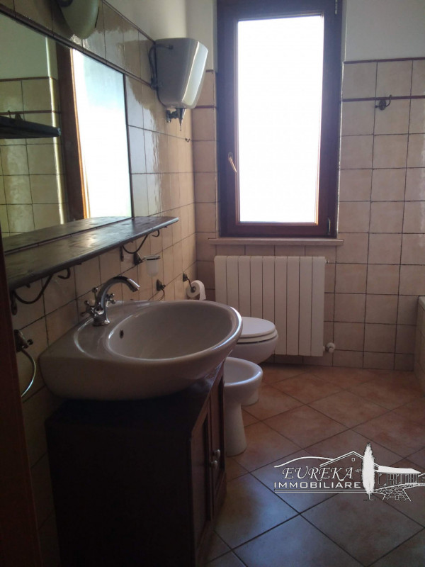 Immagine 9 di Appartamento in vendita  in sanfatucchio a Castiglione Del Lago