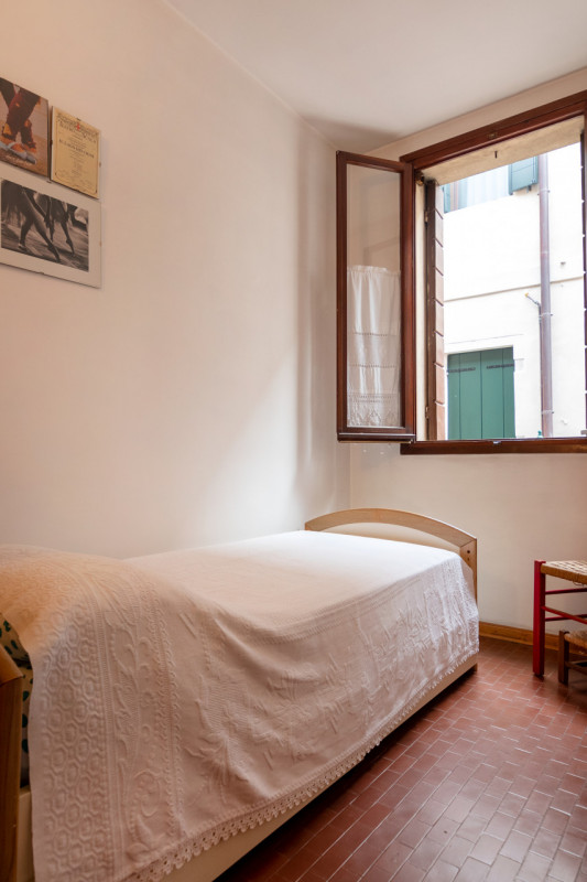 Immagine 14 di Appartamento in vendita  a Venezia