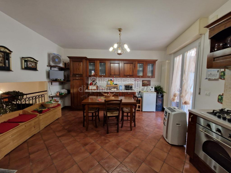 Immagine 9 di Villetta a schiera in vendita  in strada  della pieve a Pesaro