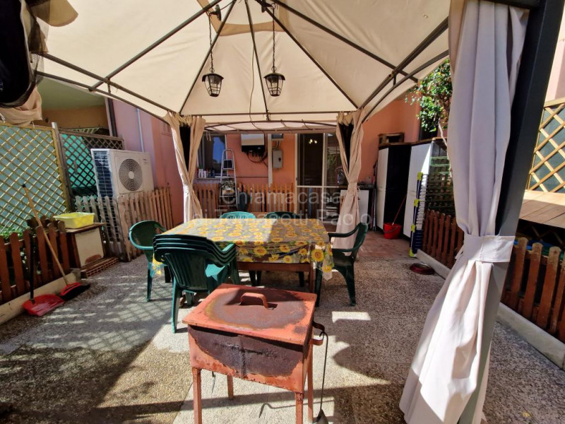 Immagine 15 di Villetta a schiera in vendita  in strada  della pieve a Pesaro