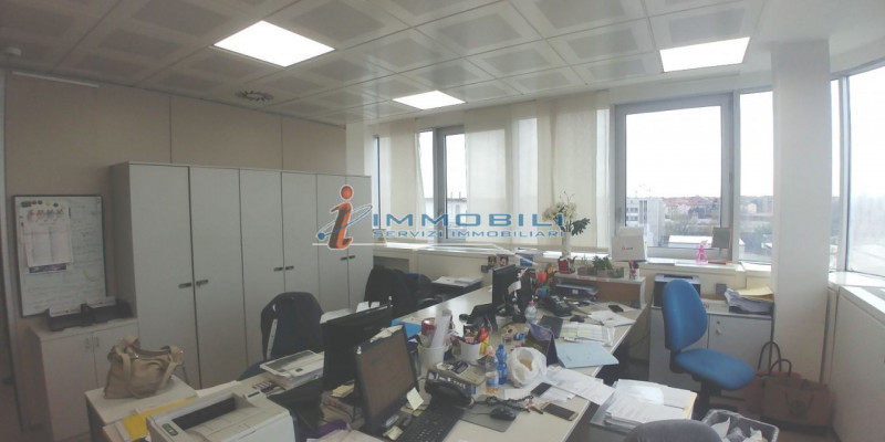 Immagine 8 di Ufficio in affitto  in VIA FANTOLI GAUDENZIO a Milano