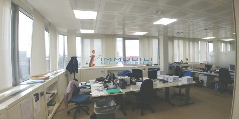 Immagine 10 di Ufficio in affitto  in VIA FANTOLI GAUDENZIO a Milano