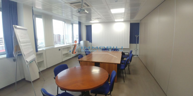 Immagine 14 di Ufficio in affitto  in VIA FANTOLI GAUDENZIO a Milano
